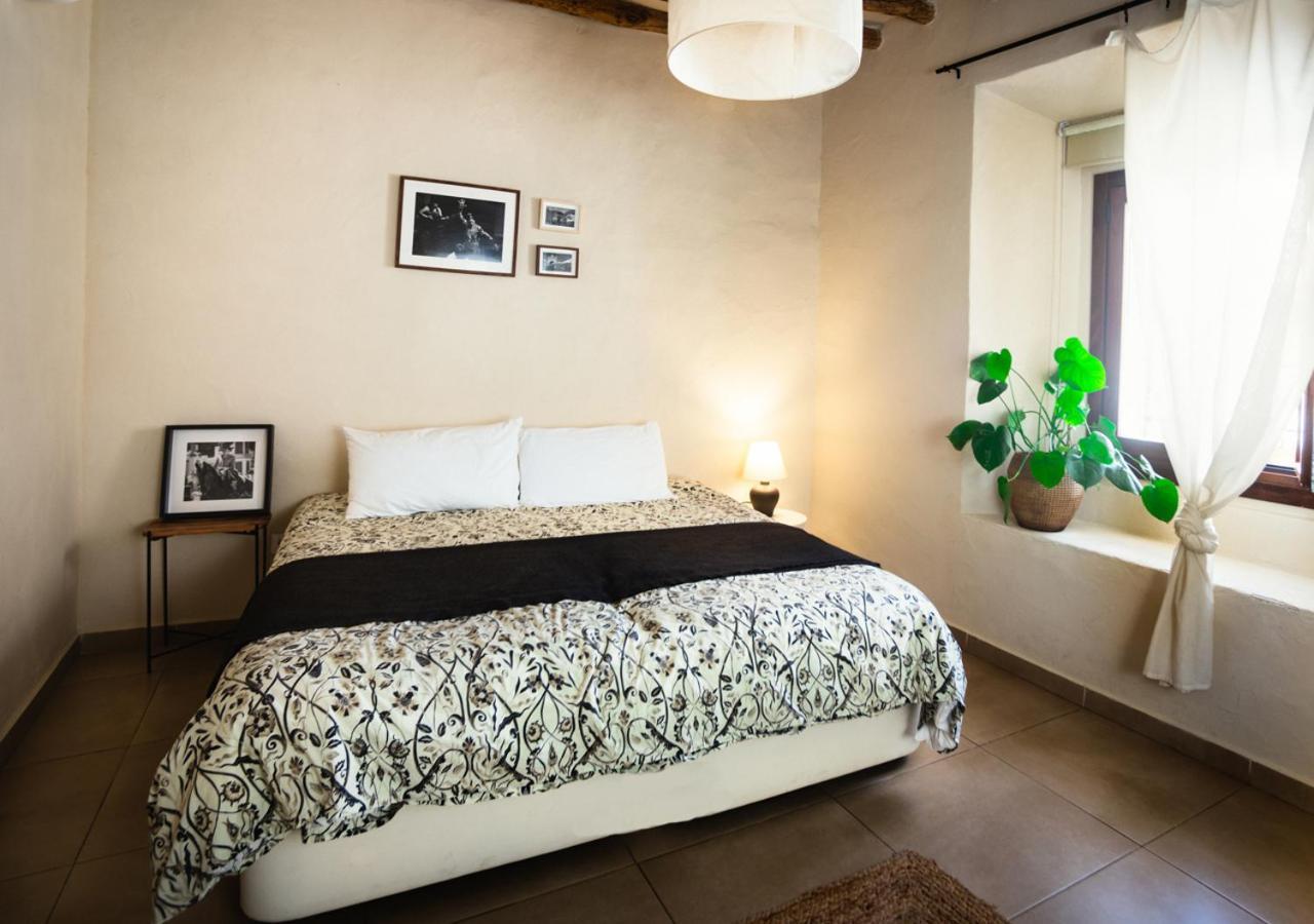 Casa De Los Cuadros Villaluenga Del Rosario Exteriör bild